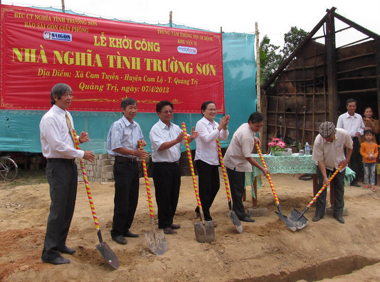 Khởi công xây dựng ngôi nhà tình nghĩa thứ 71 tại Quảng Tri