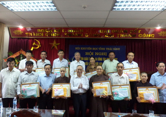 Thái Bình: Hội nghị các tôn giáo tham gia công tác khuyến học chung sức xây dựng nông thôn mới lần thứ nhất năm 2014