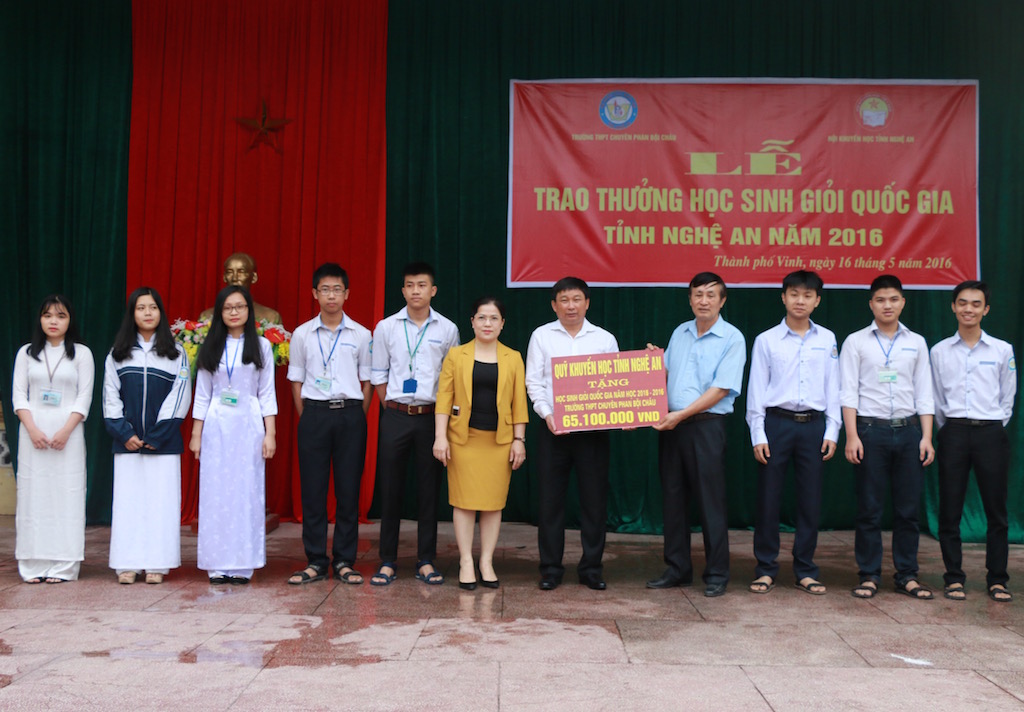 HKH Nghệ An: Trao thưởng cho 85 học sinh đạt học sinh giỏi quốc gia