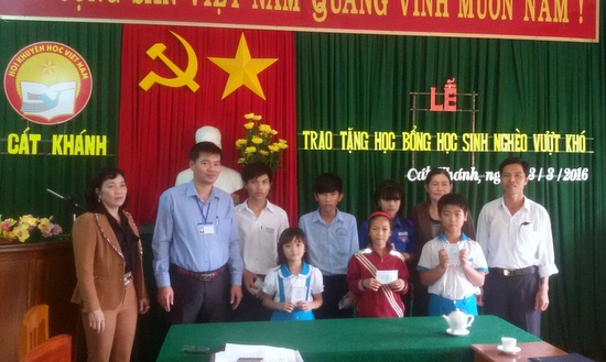 Bình Định: Hội Khuyến học xã Cát Khánh Đồng hành cùng học sinh nghèo vượt khó