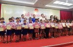  Phó Chủ tịch nước tặng quà đến học sinh nghèo Bạc Liêu