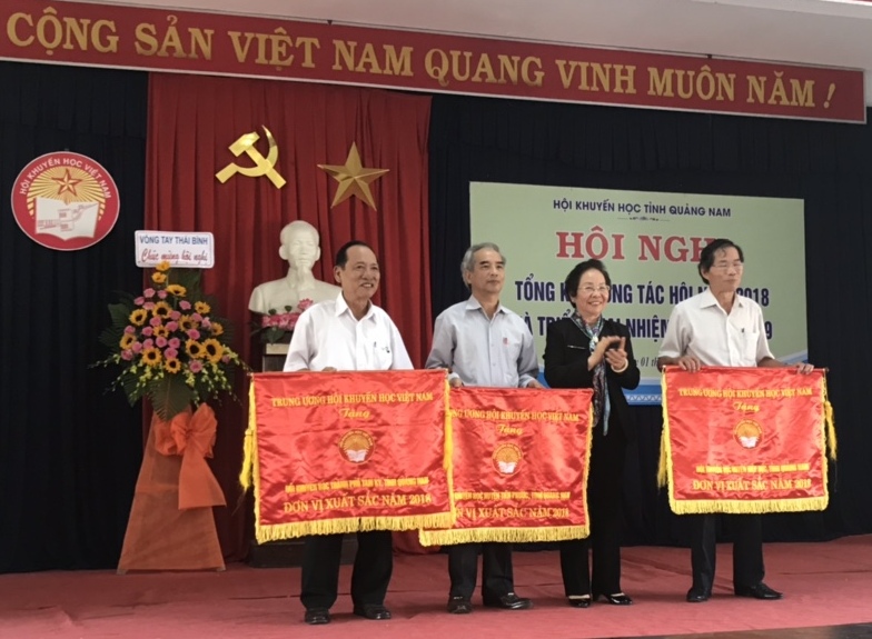 Quảng Nam: Gần 80 tỷ đồng học bổng, khen thưởng cho học sinh, sinh viên