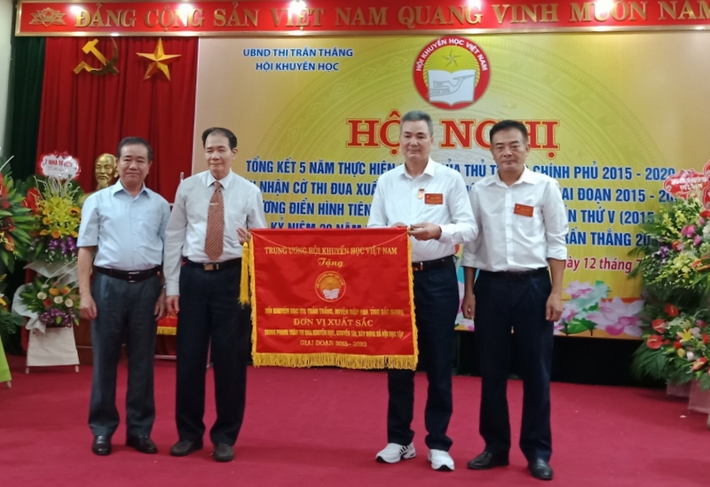 Bắc Giang: Hội Khuyến học thị trấn Thắng với hội nghị 3 trong 1