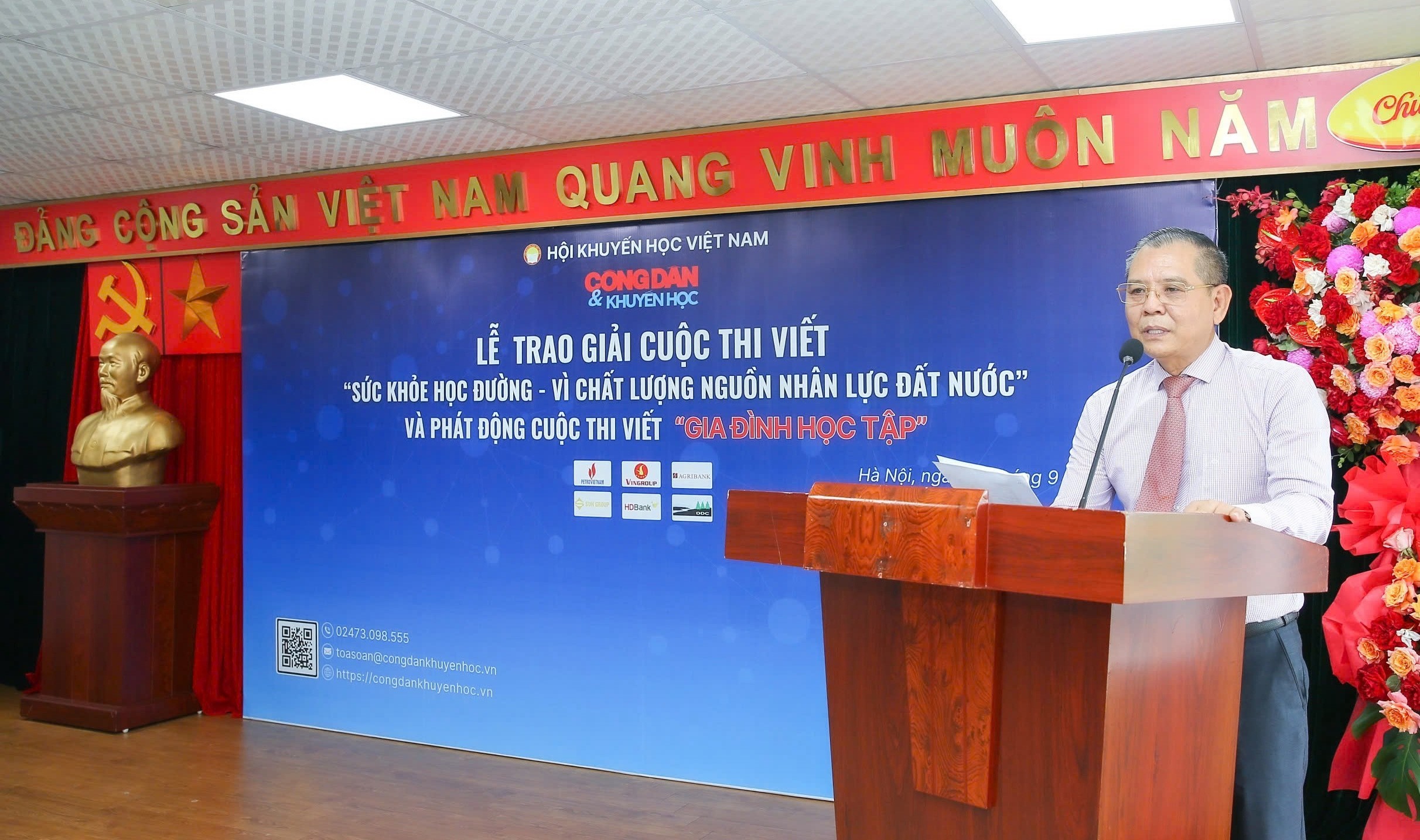 Tạp chí Công dân và Khuyến học phát động cuộc thi viết “Gia đình học tập”