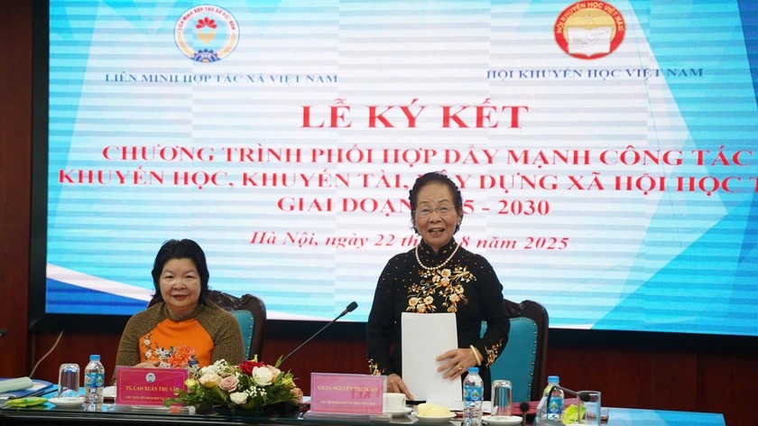 Hội Khuyến học Việt Nam và Liên minh Hợp tác xã Việt Nam ký kết chương trình phối hợp giai đoạn 2025 - 2030